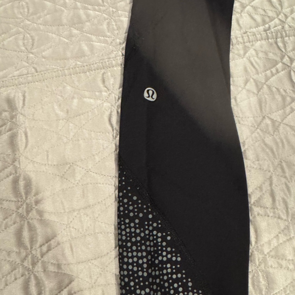 Lululemon Speed Rival- Legging - Picture 2 of 5